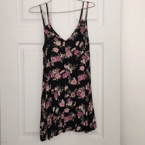 Forever 21 floral mini dress 🌹🌺